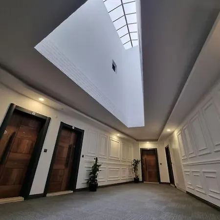 Ξενοδοχείο με διαμερίσματα Royal Homes 502 Αττάλεια