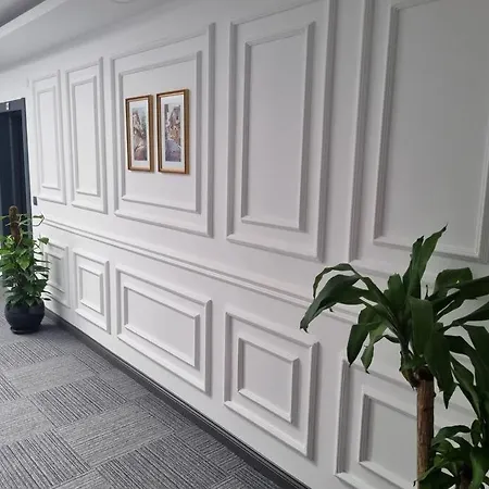 Ξενοδοχείο με διαμερίσματα Royal Homes 502 3*